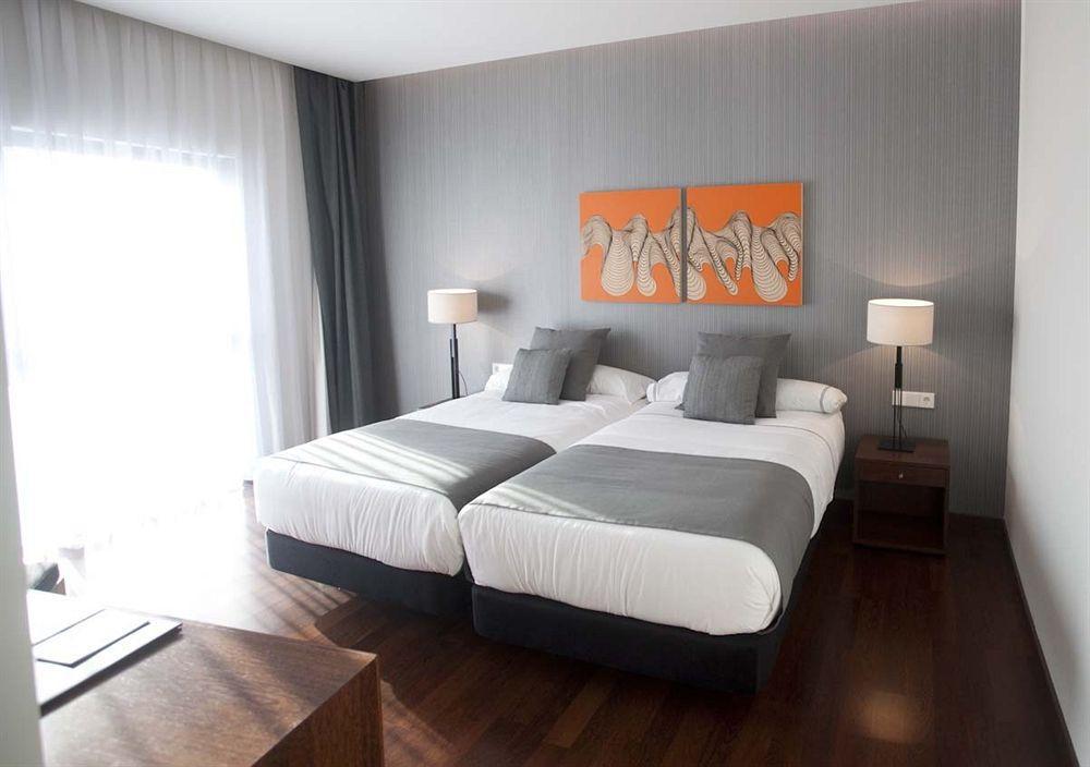 Hotel Carris Marineda A Coruña Εξωτερικό φωτογραφία