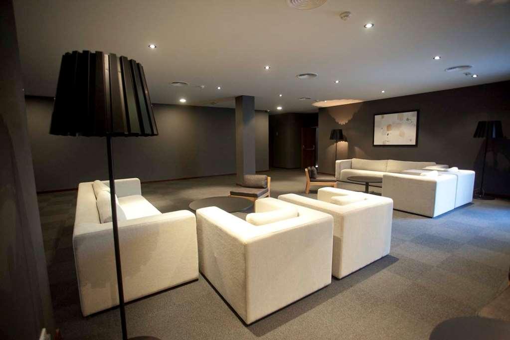Hotel Carris Marineda A Coruña Ανέσεις φωτογραφία