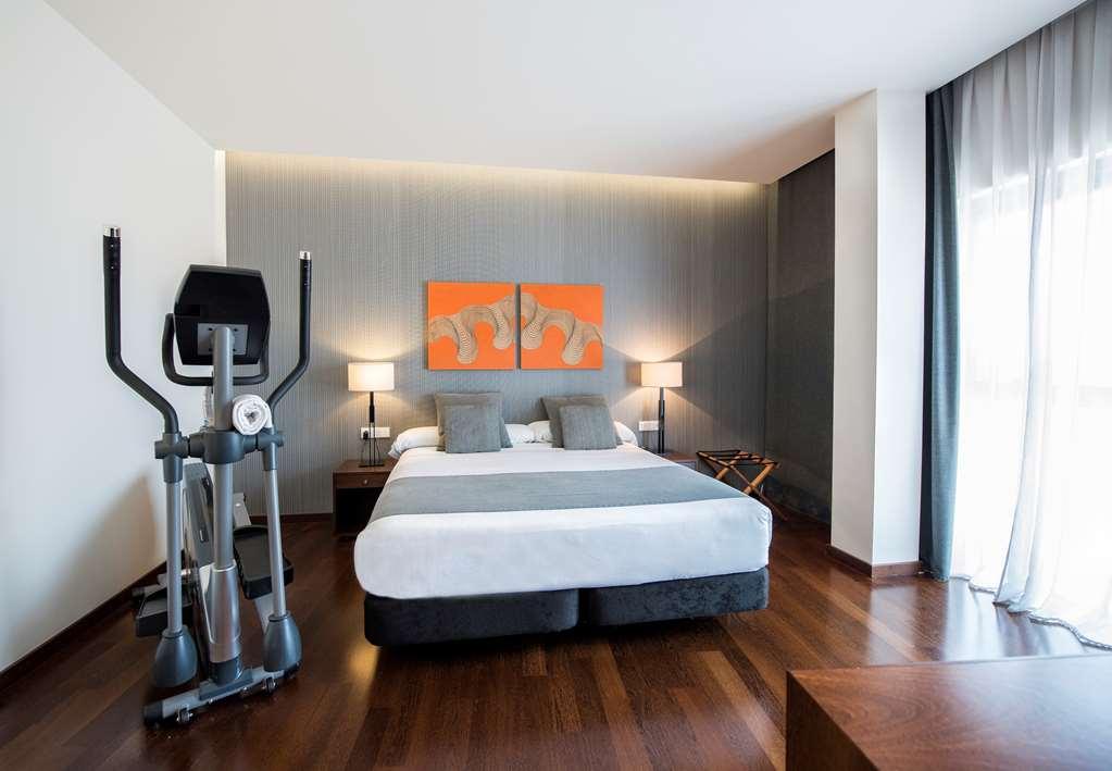 Hotel Carris Marineda A Coruña Ανέσεις φωτογραφία